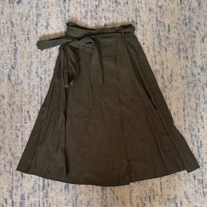 Banana Republic Olive Green A-Line Wrap Skirt with Belted detail